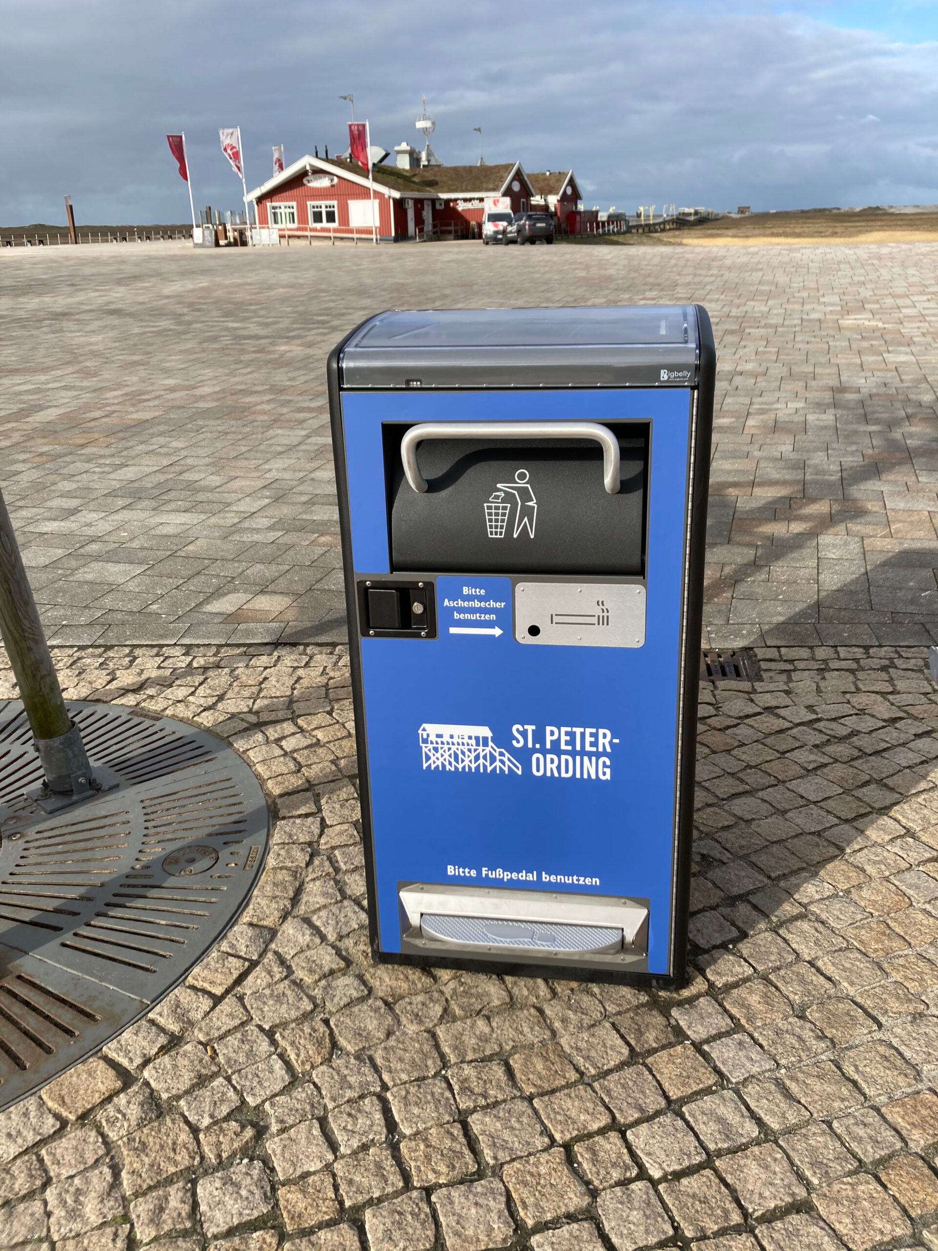 HC5 Single - St- Peter-Ording - Foot Pedal - Ash Tray 3-jpeg