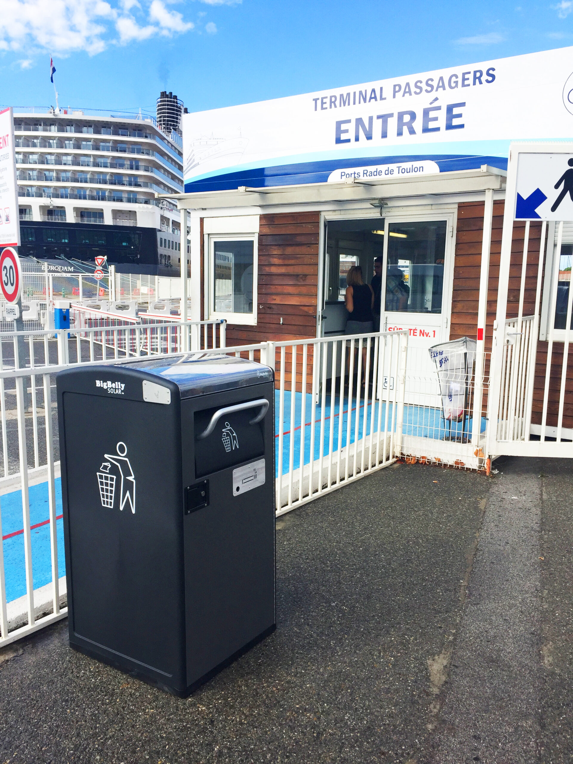 Bigbelly Smart Waste & Recycling HC5 Single - Toulon, France 3